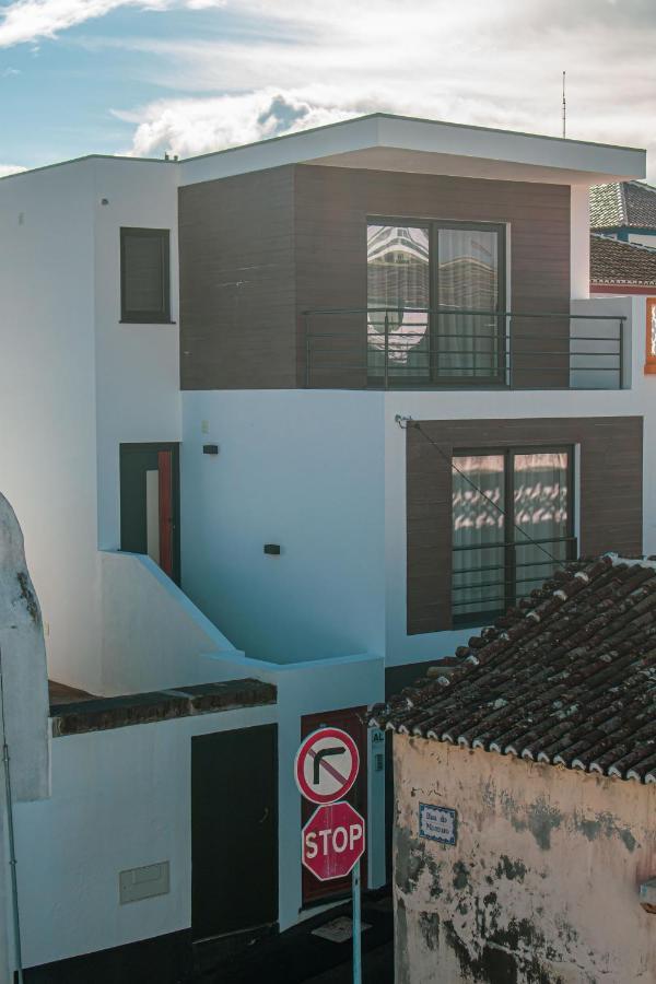 Praia da Vitória Apartamentos Da Travessa מראה חיצוני תמונה