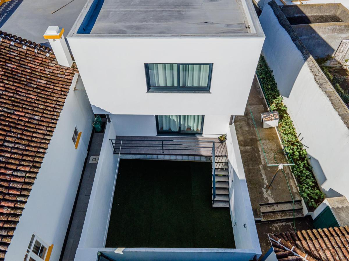 Praia da Vitória Apartamentos Da Travessa מראה חיצוני תמונה