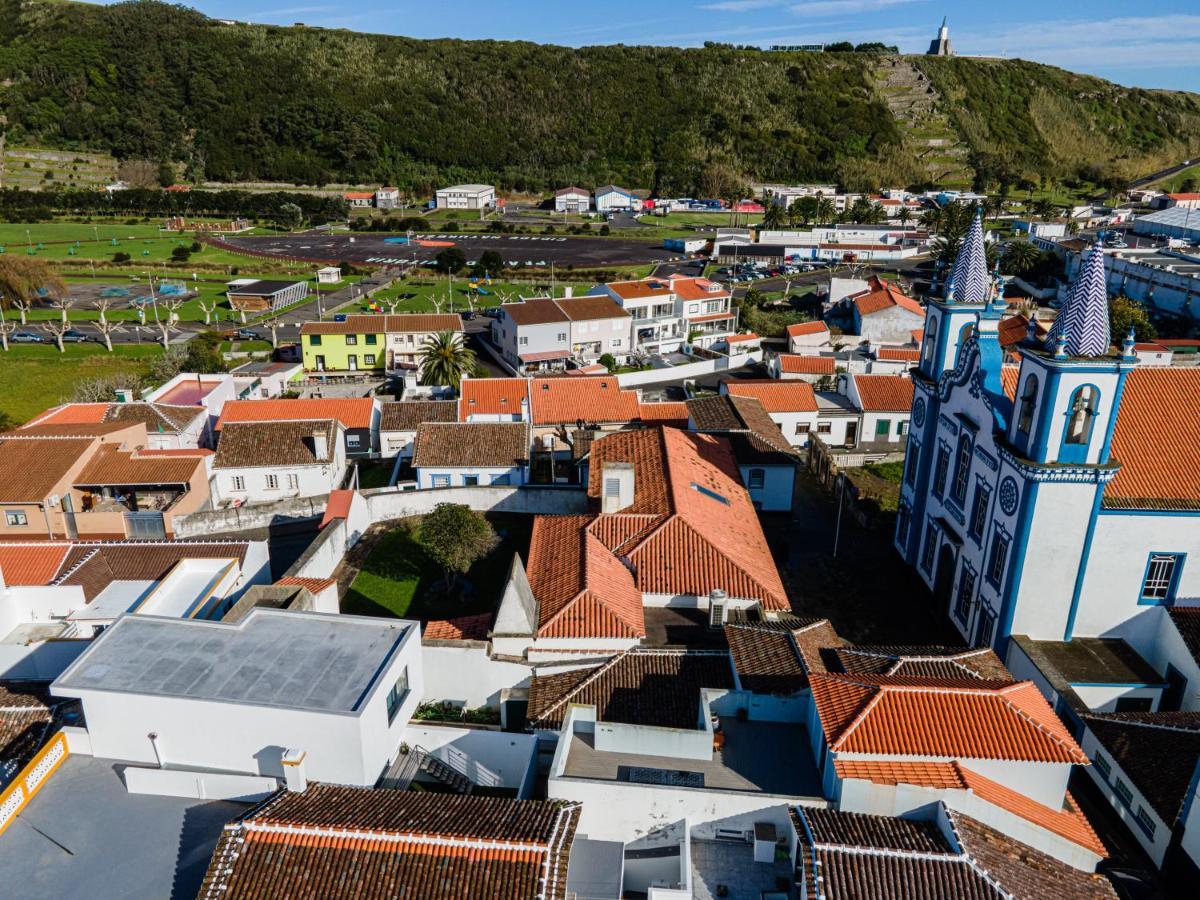Praia da Vitória Apartamentos Da Travessa מראה חיצוני תמונה